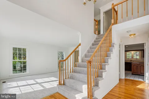 $922,000 | 15056 Brown Post Lane, Centreville, VA 20121