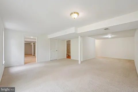 $922,000 | 15056 Brown Post Lane, Centreville, VA 20121