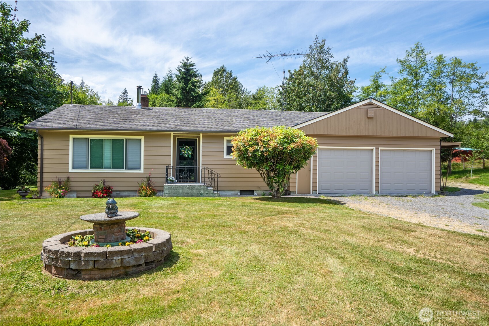 9281 Stein Road Custer, WA 98240 - Photo 3 of 38