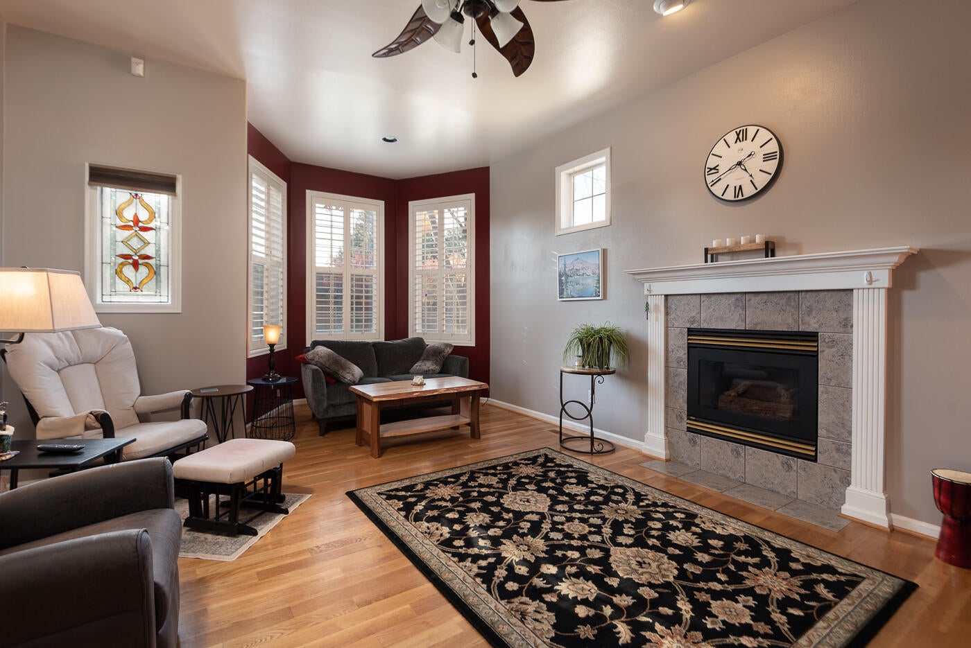 living room with alcove