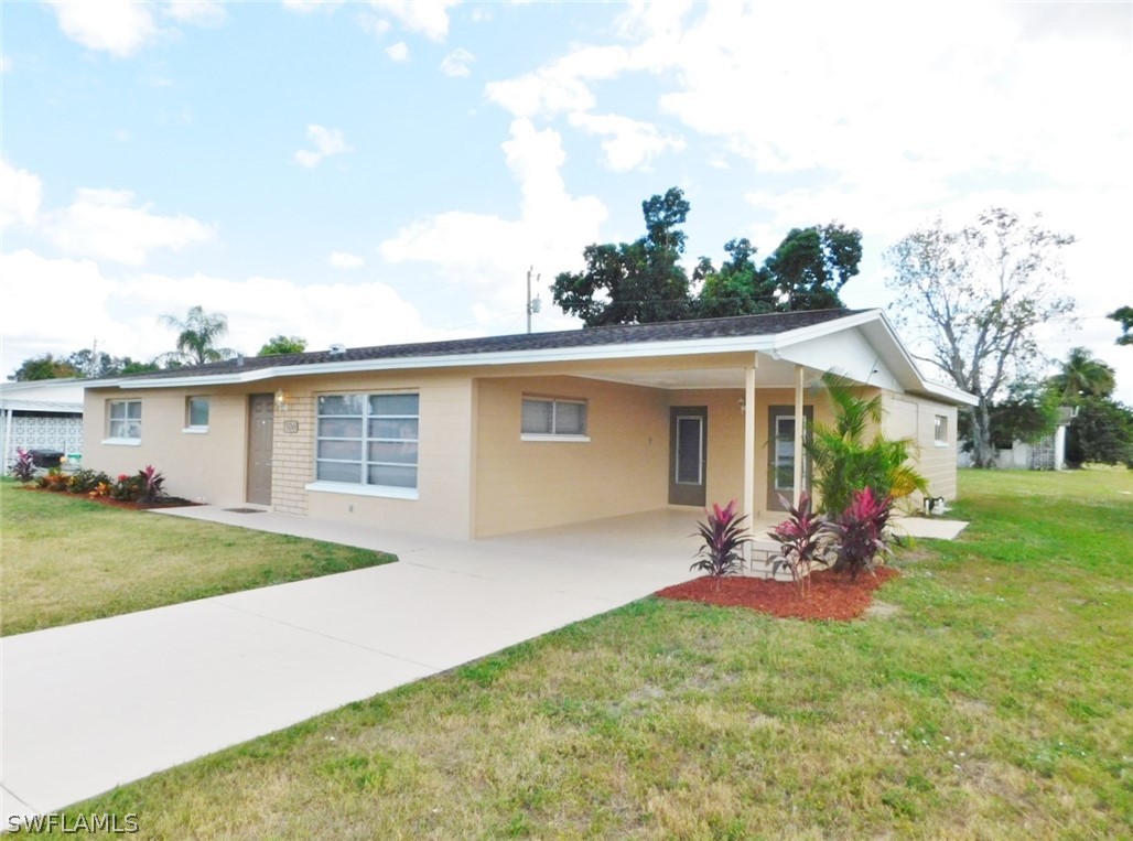 306 Penn Road West Lehigh Acres, FL 33936 - Photo 3 of 29 Gallery Image 3