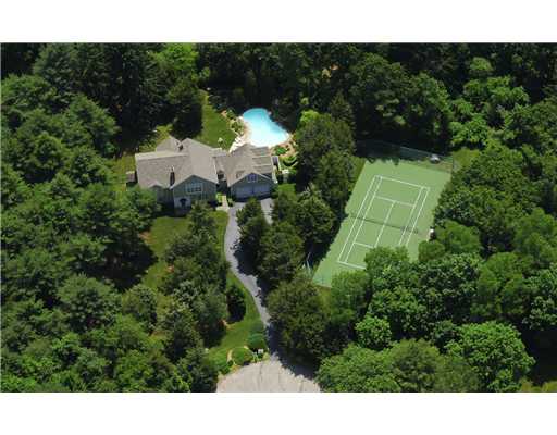 5 Camelback Way Westerly, RI 02891 - Photo 2 of 10 Aerial View.