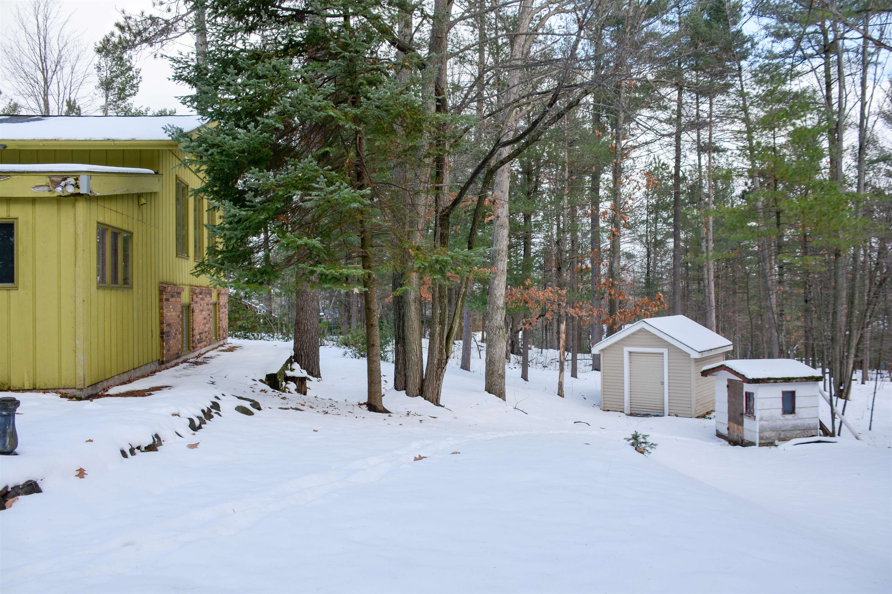 2872 Holiday Pines Road Traverse City, MI 49686 - Photo 6 of 39 1917928-59800dc2-9bd6-4225-a082-33635e0e0377.JPG