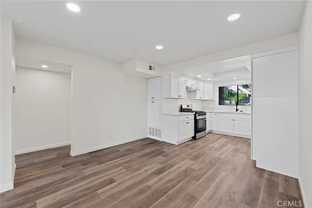 $499,999 | 711 West 1st Street, Santa Ana, CA 92701