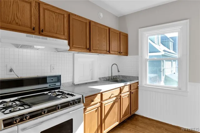 $2,000 | 146 Lancaster Avenue, Buffalo, NY 14222