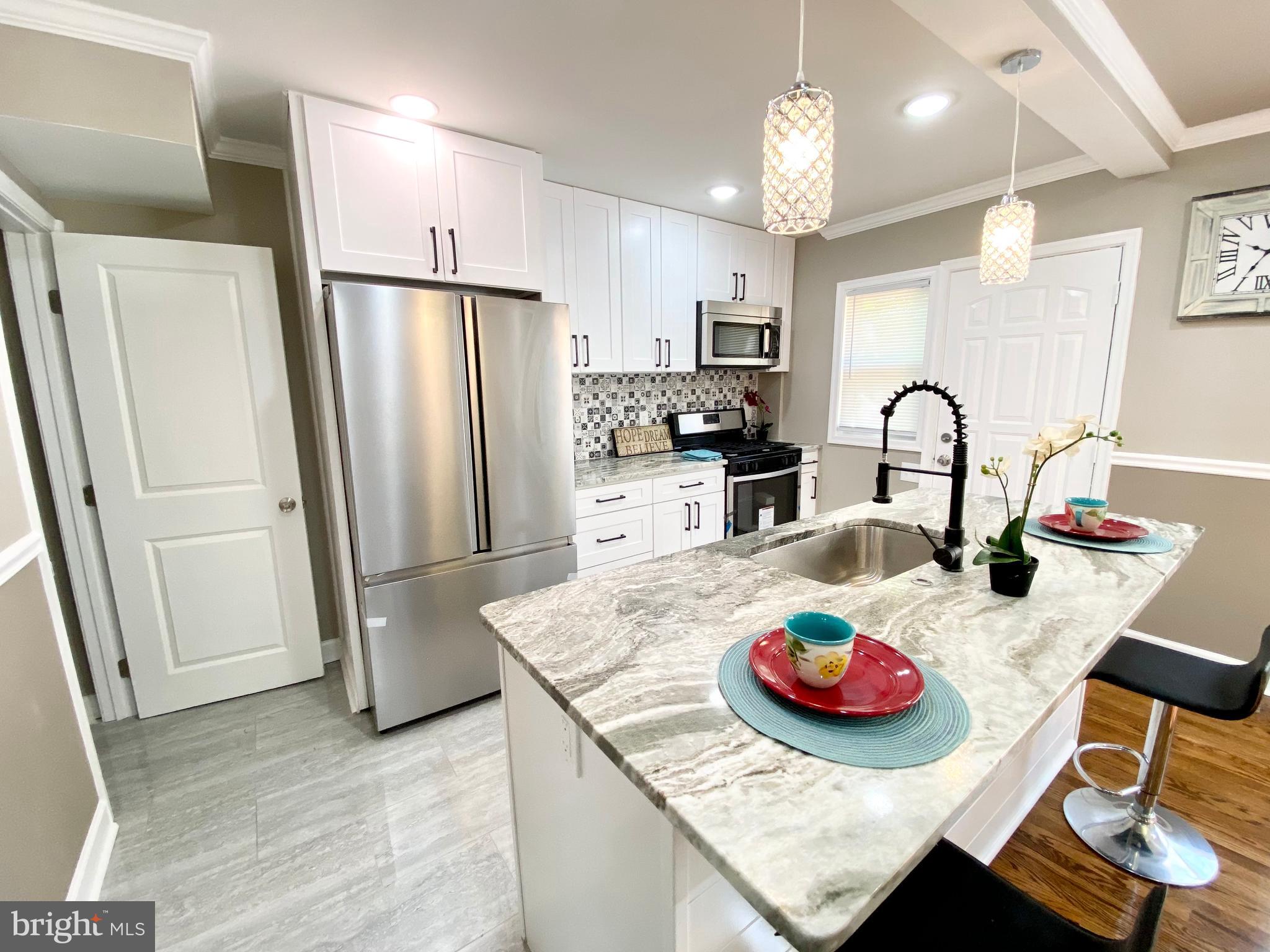 3818 Elkader Road Baltimore, MD 21218 - Photo 9 of 24