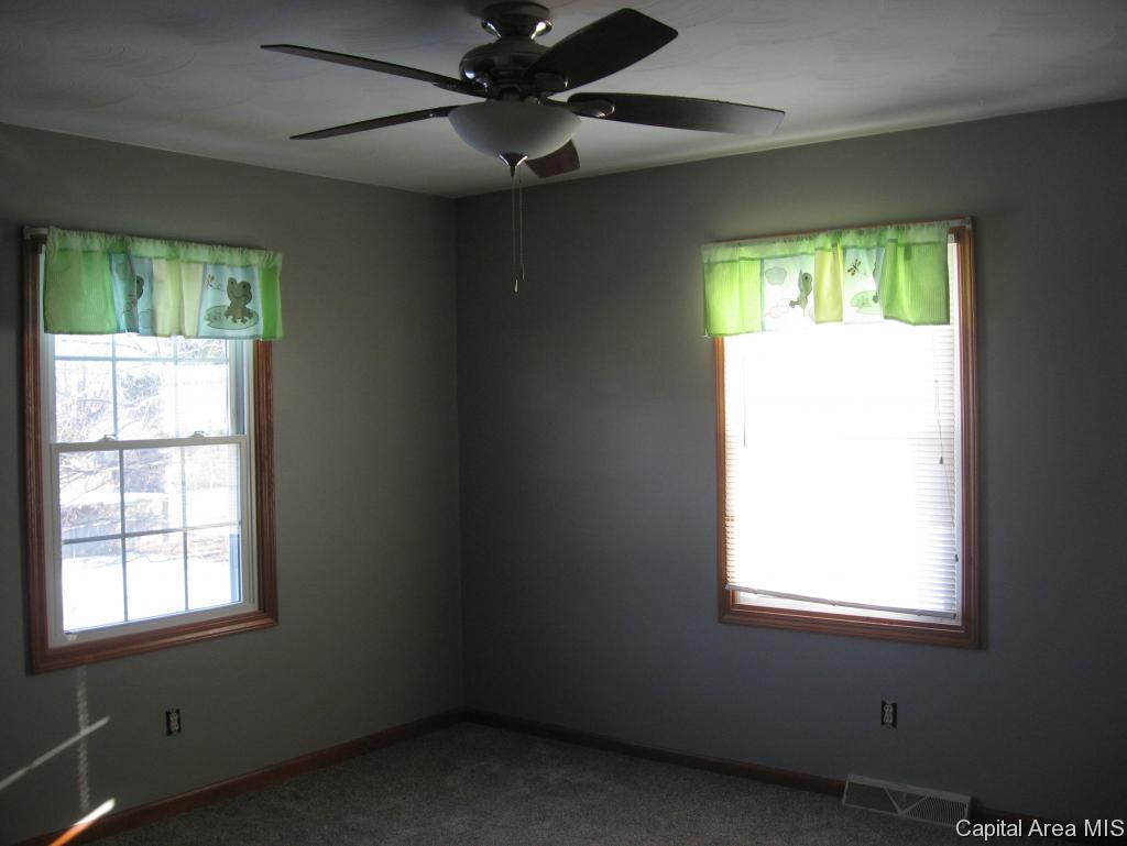 4216 Deming Drive Springfield, IL 62703 - Photo 14 of 21