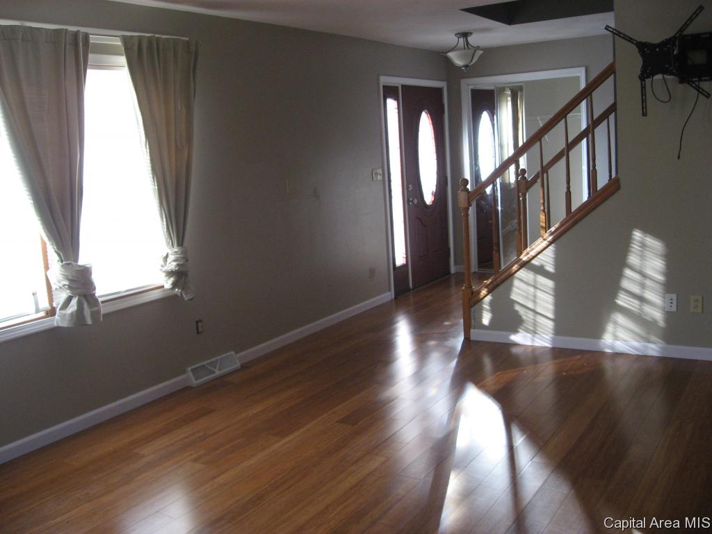 4216 Deming Drive Springfield, IL 62703 - Photo 7 of 21