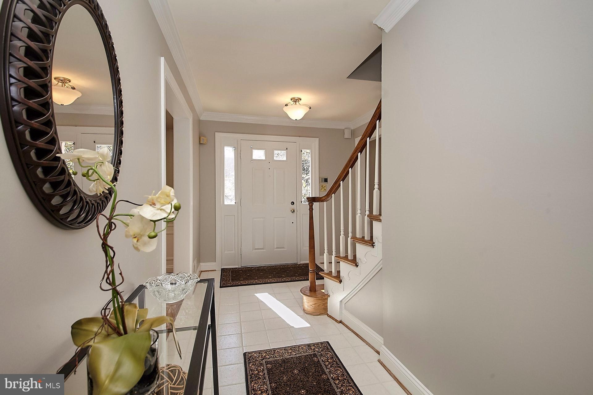 6514 Serenade Place Springfield, VA 22150 - Photo 6 of 30 Interior (General)