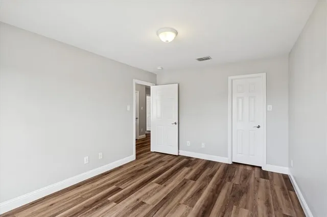 $525,000 | 2300 Caldwell Drive, Bedford, TX 76021