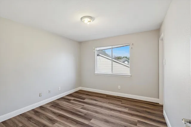 $525,000 | 2300 Caldwell Drive, Bedford, TX 76021