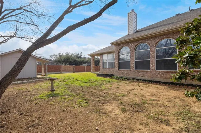 $525,000 | 2300 Caldwell Drive, Bedford, TX 76021