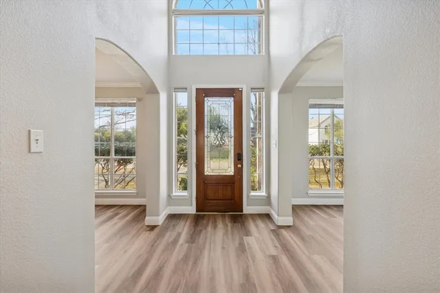 $525,000 | 2300 Caldwell Drive, Bedford, TX 76021