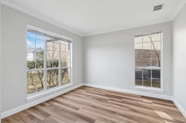 $525,000 | 2300 Caldwell Drive, Bedford, TX 76021