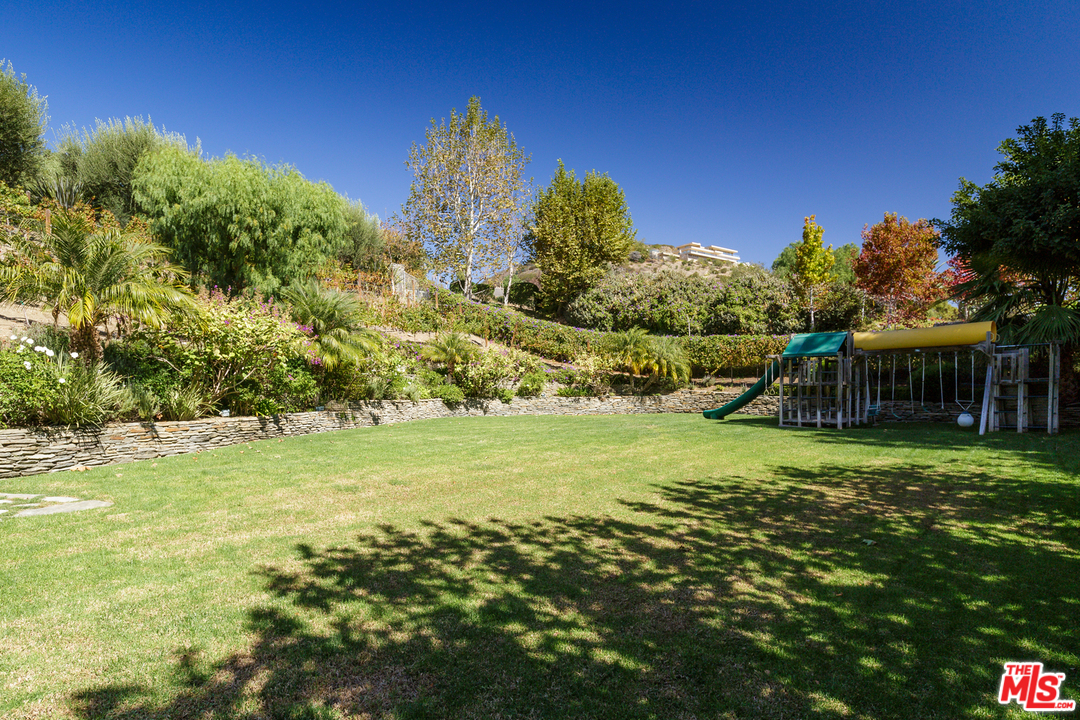 27366 Winding Way Malibu, CA 90265 - Photo 39 of 43 a view of a house with a big yard