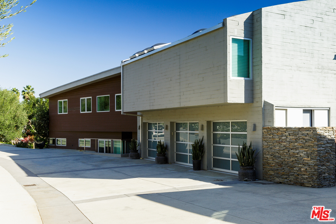 27366 Winding Way Malibu, CA 90265 - Photo 43 of 43