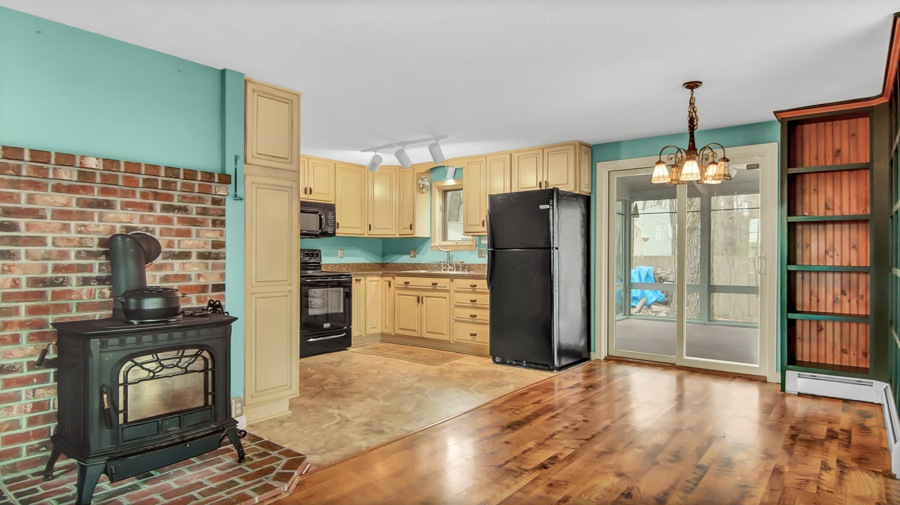 90 Alewive Road Kennebunk, ME 04043 - Photo 5 of 20 DSC01795