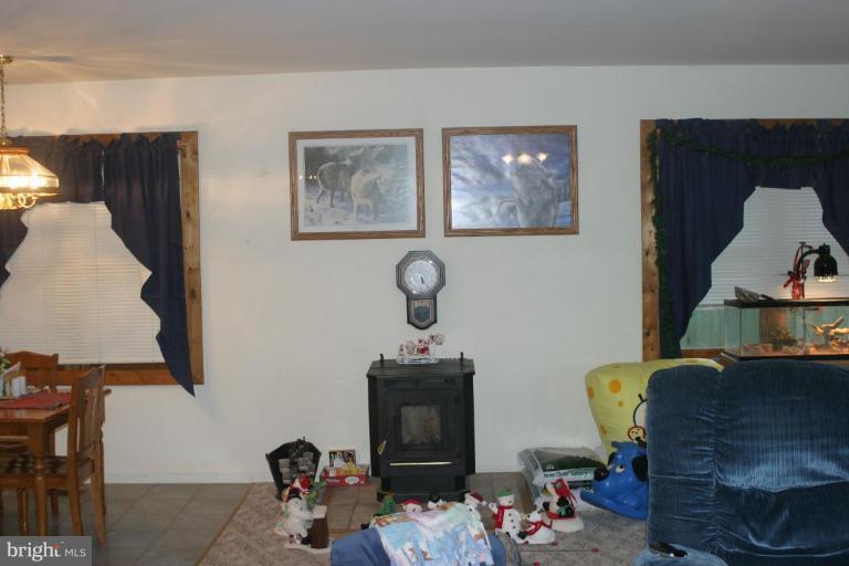 173 Choptank Road Stafford, VA 22556 - Photo 9 of 14 Family Room #2