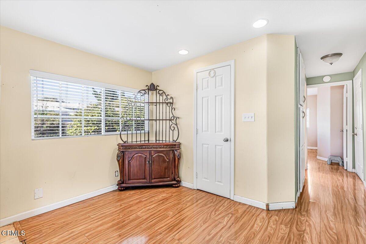 145 Ibsen Place, Unit 3 Oxnard, CA 93033 - Photo 13 of 47 05-DSC00093