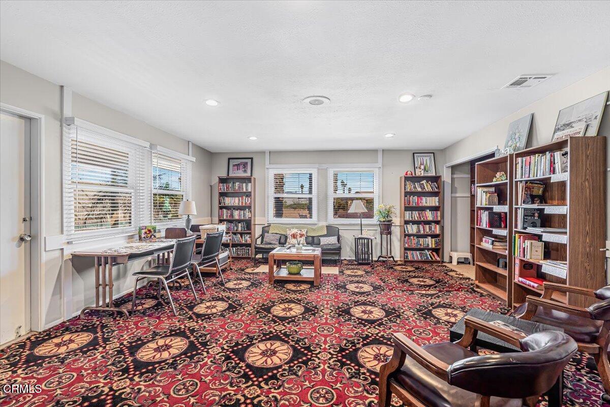 145 Ibsen Place, Unit 3 Oxnard, CA 93033 - Photo 46 of 47 40-DSC00456