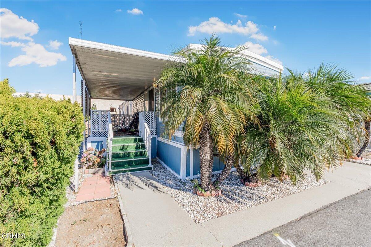 145 Ibsen Place, Unit 3 Oxnard, CA 93033 - Photo 8 of 47 21-DSC00275