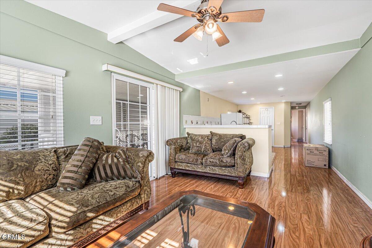 145 Ibsen Place, Unit 3 Oxnard, CA 93033 - Photo 10 of 47 11-DSC00162