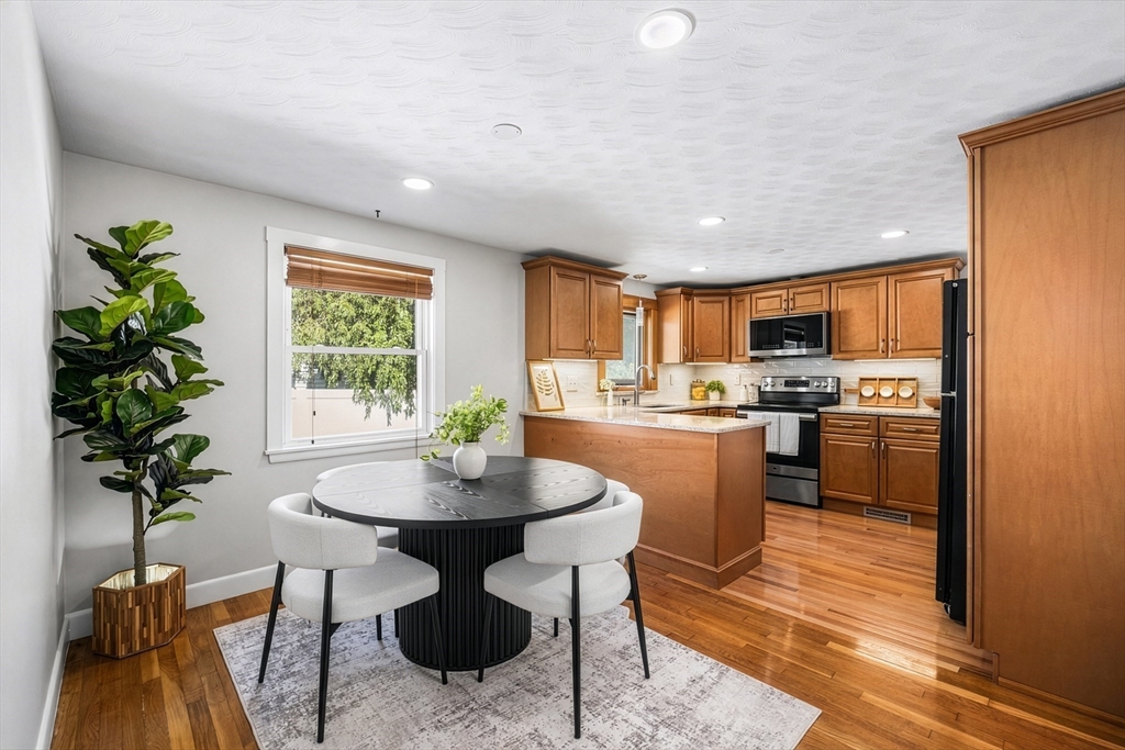 7 Puritan Road Danvers, MA 01923 - Photo 7 of 32 Gallery Image 7