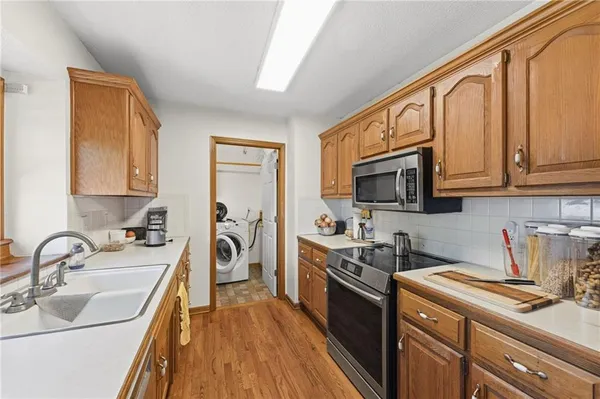 $270,000 | 821 Northeast Michael Drive, Lee's Summit, MO 64086