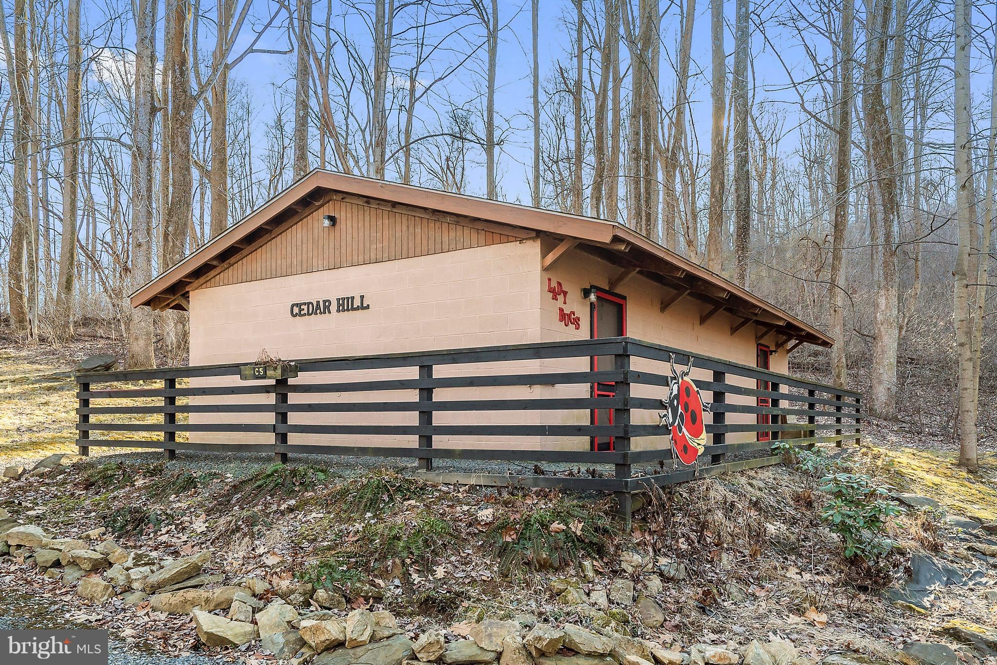 12494 Moss Hollow Road Markham, VA 22643 - Photo 15 of 26 Bath House Cedar Hill Village
