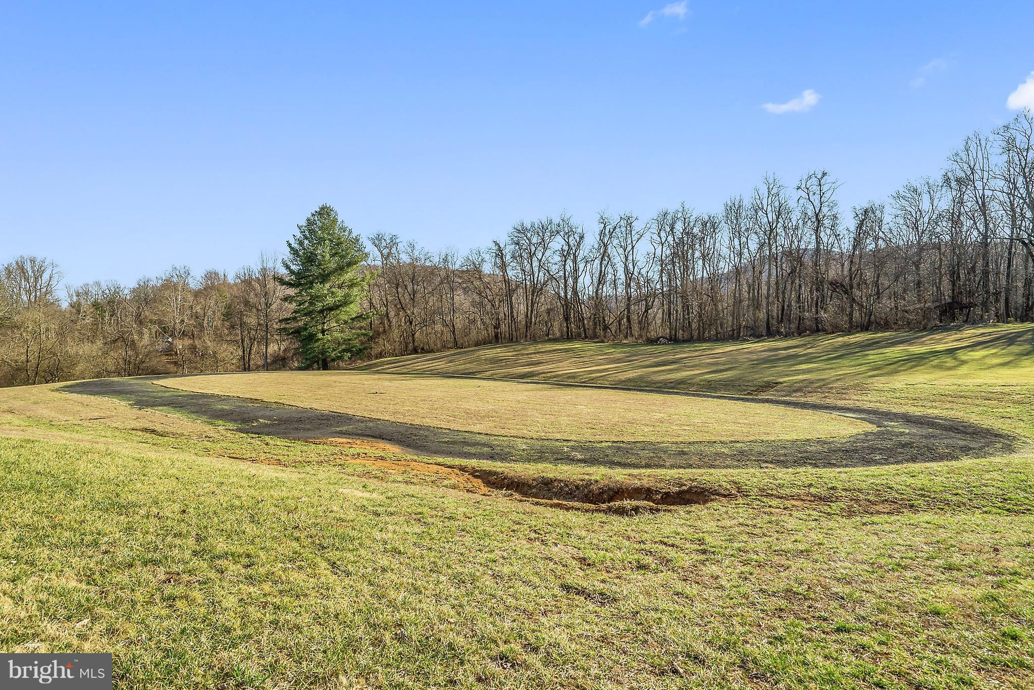 12494 Moss Hollow Road Markham, VA 22643 - Photo 16 of 26 Track