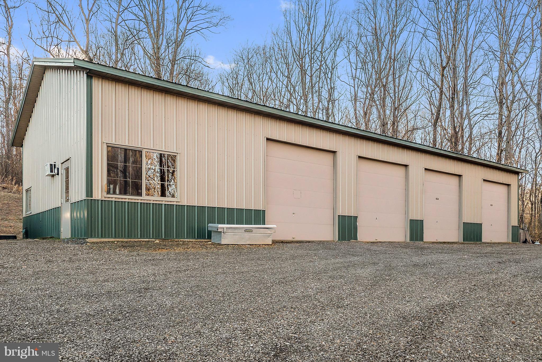 12494 Moss Hollow Road Markham, VA 22643 - Photo 25 of 26 4 bay shop with office