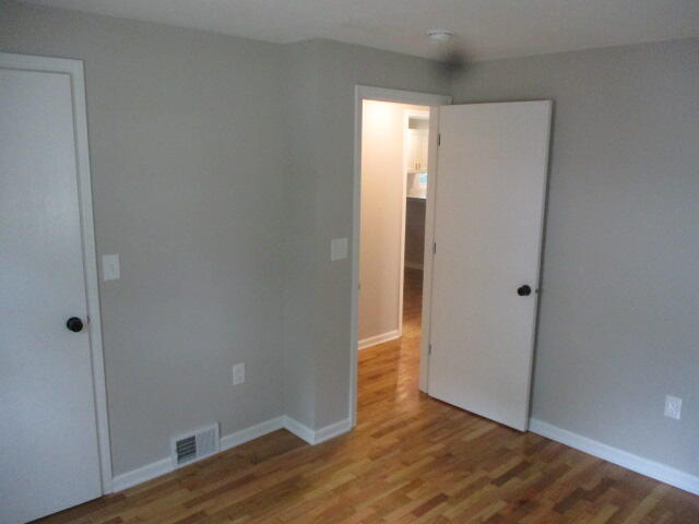 609 East Prairie Ronde Street Dowagiac, MI 49047 - Photo 10 of 23 5