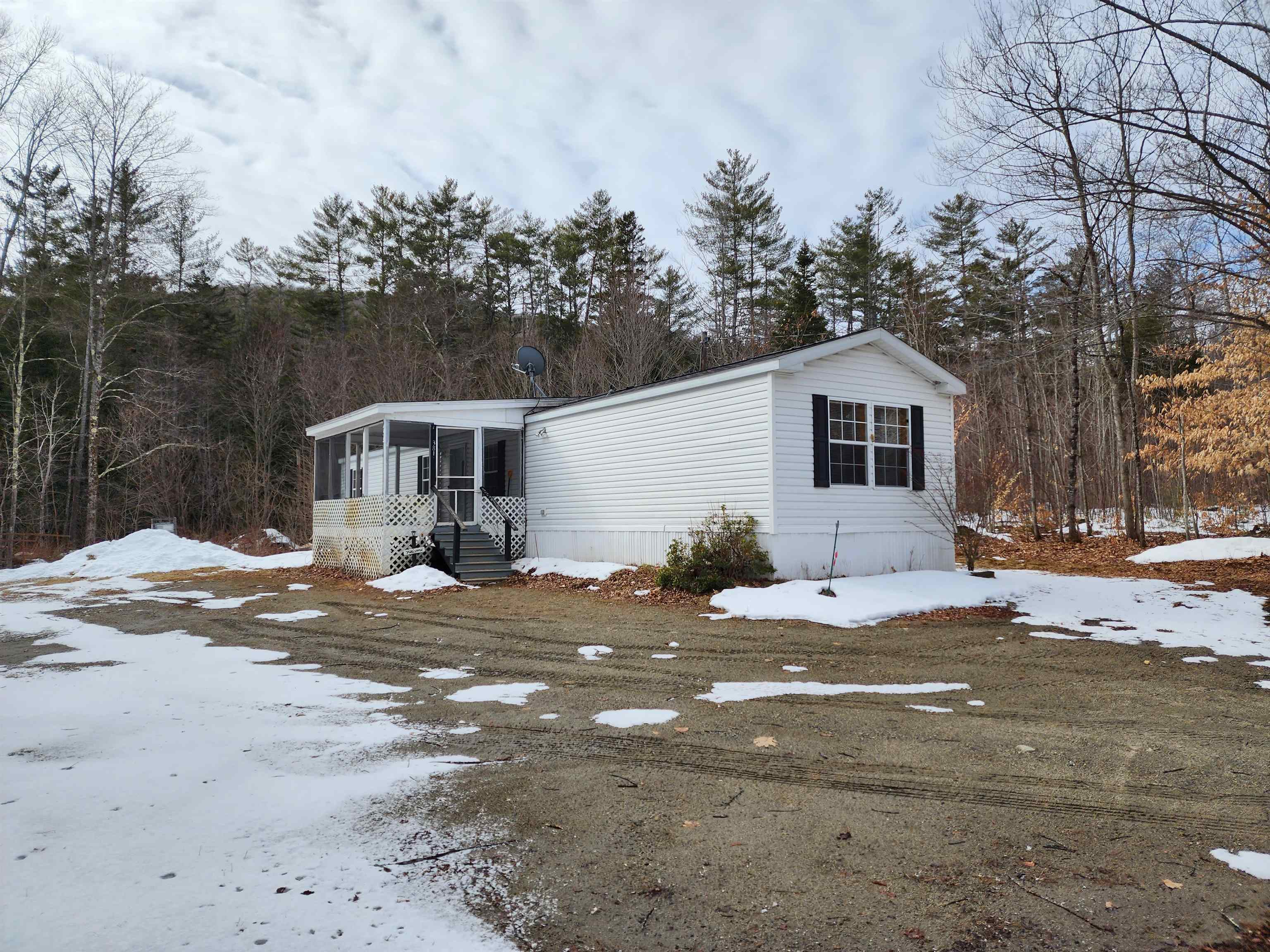 381 Lake Tarleton Road Warren, NH 03279 - Photo 1 of 27 Gallery Image 1