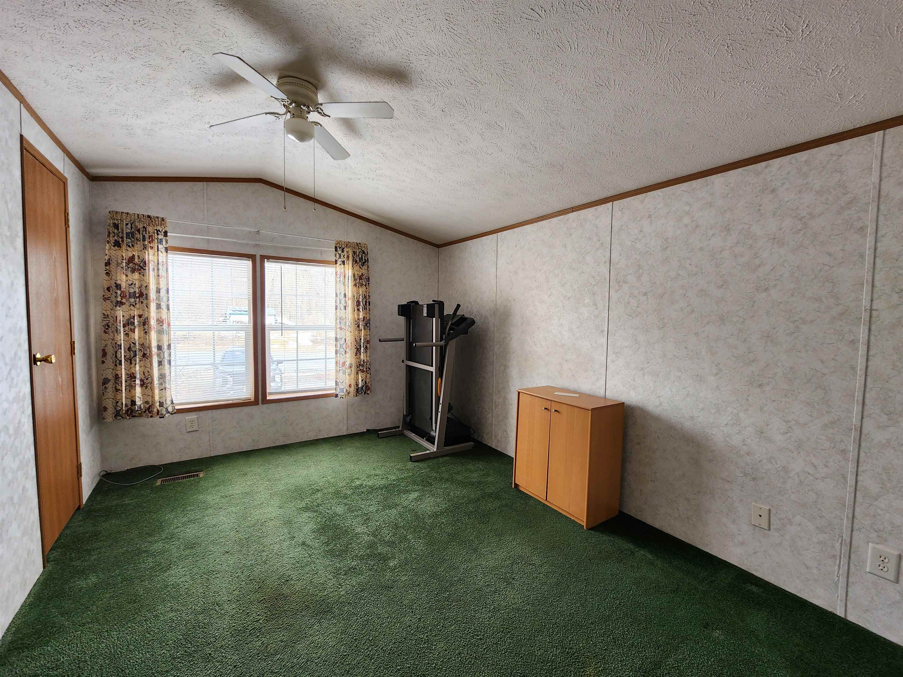 381 Lake Tarleton Road Warren, NH 03279 - Photo 16 of 27 Gallery Image 16