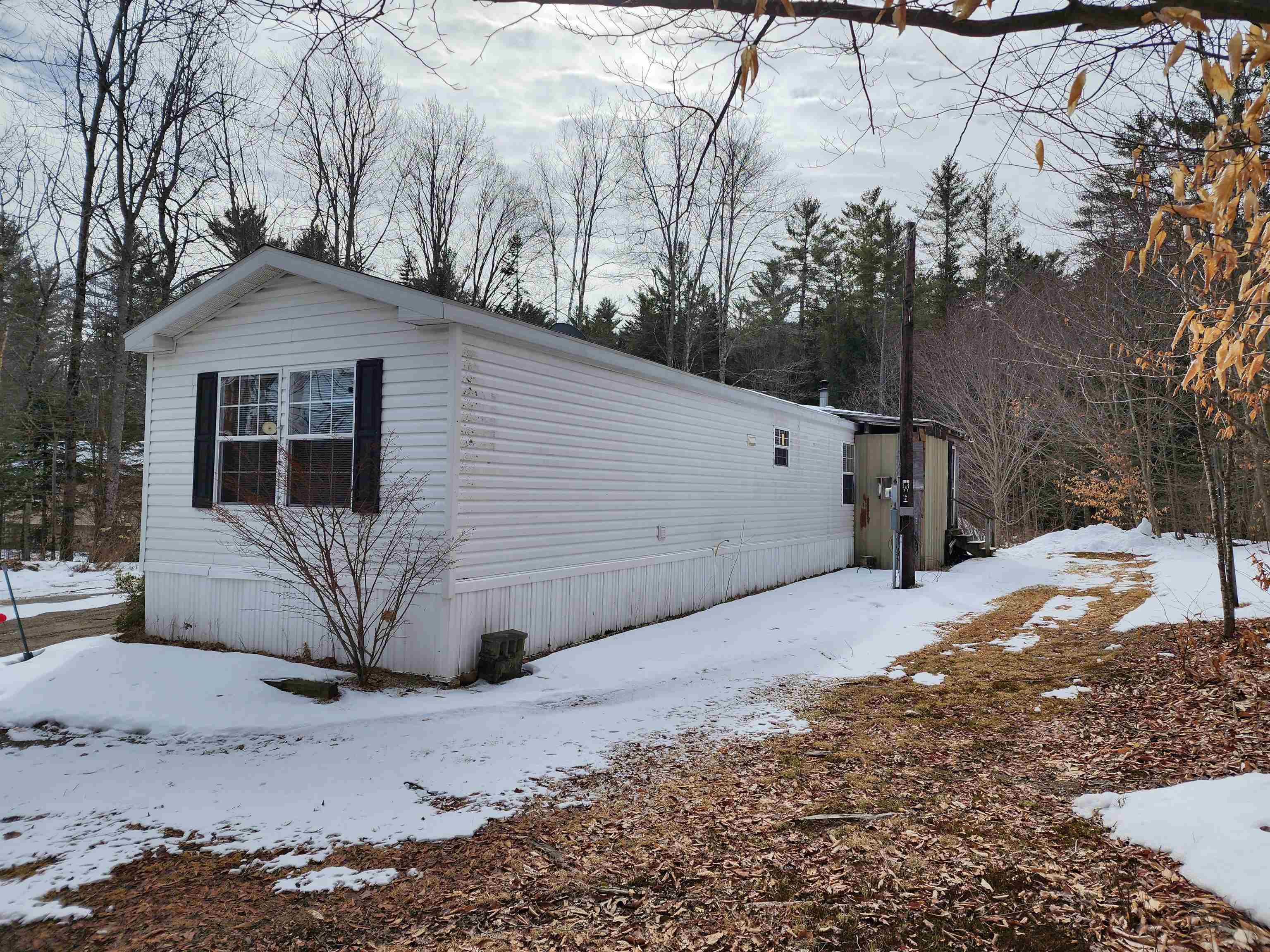 381 Lake Tarleton Road Warren, NH 03279 - Photo 2 of 27 Gallery Image 2