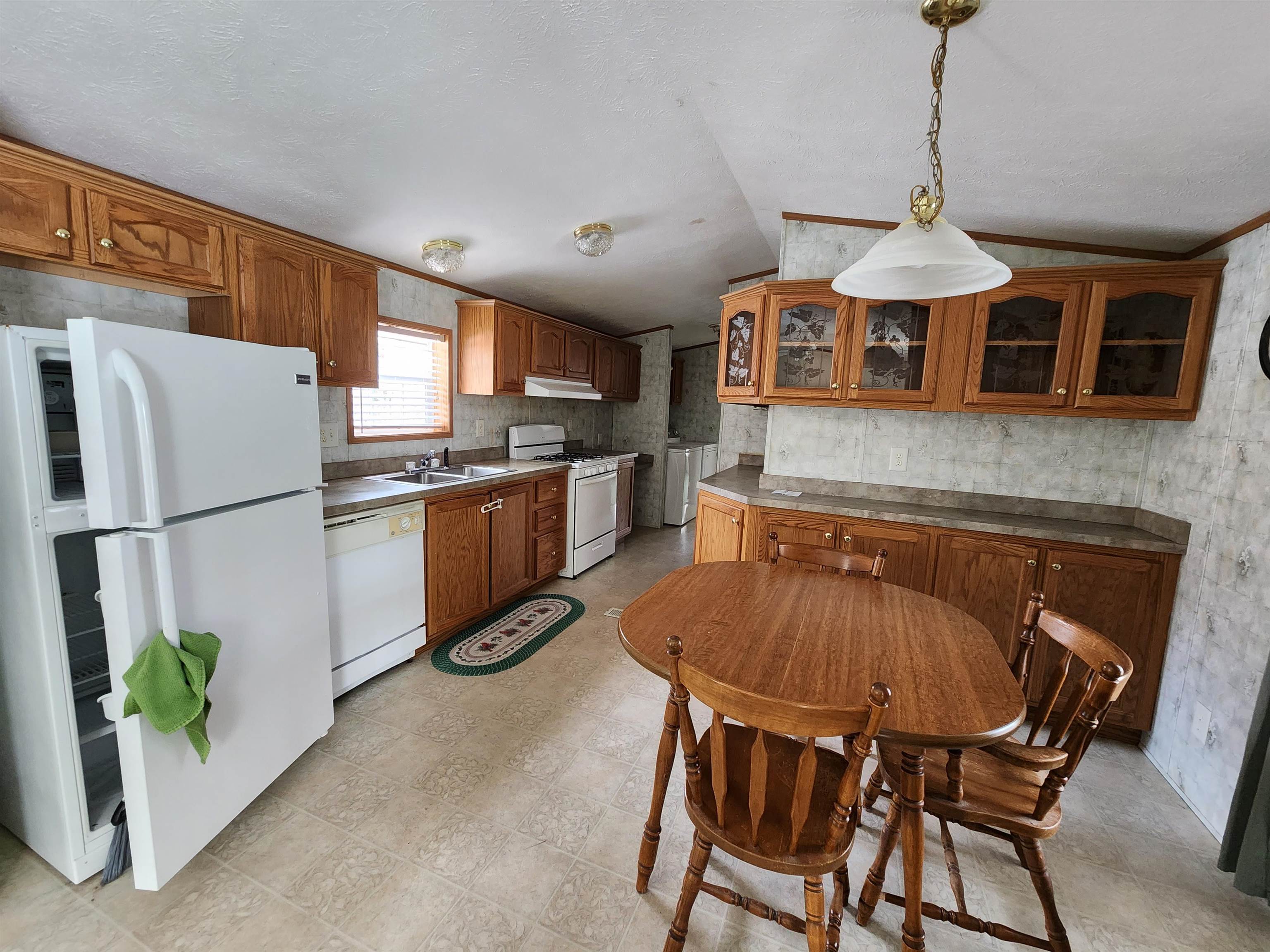 381 Lake Tarleton Road Warren, NH 03279 - Photo 6 of 27 Gallery Image 6