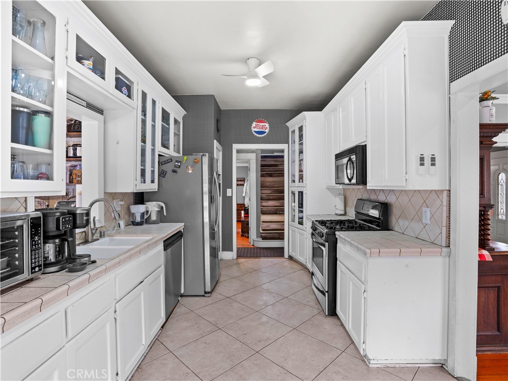 7567 Etiwanda Rancho Cucamonga, CA 91739 - Photo 7 of 32