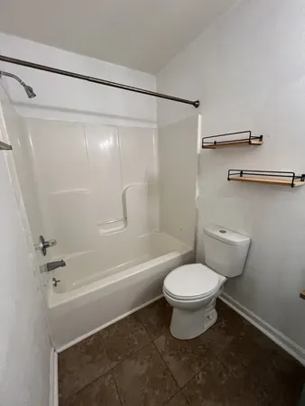 $1,400 | 323 Atlantic Avenue, Oak Grove, KY 42262