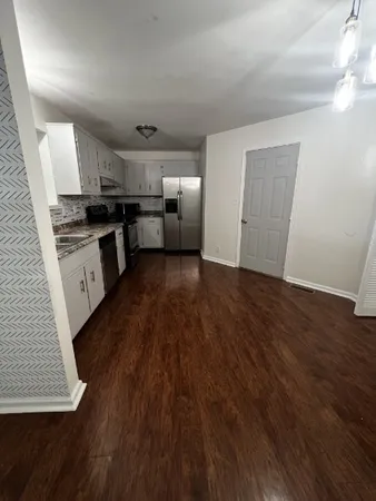 $1,400 | 323 Atlantic Avenue, Oak Grove, KY 42262