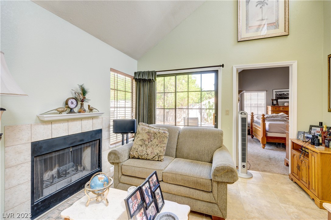 2804 Mirage Road Henderson, NV 89074 - Photo 6 of 24 Gallery Image 6