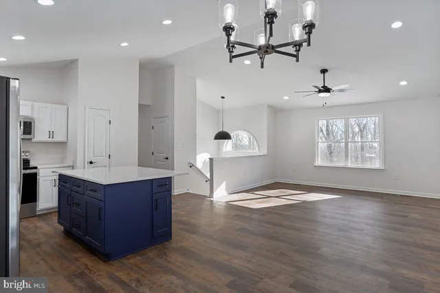 $360,000 | 425 Bluebird Trail, Winchester, VA 22602