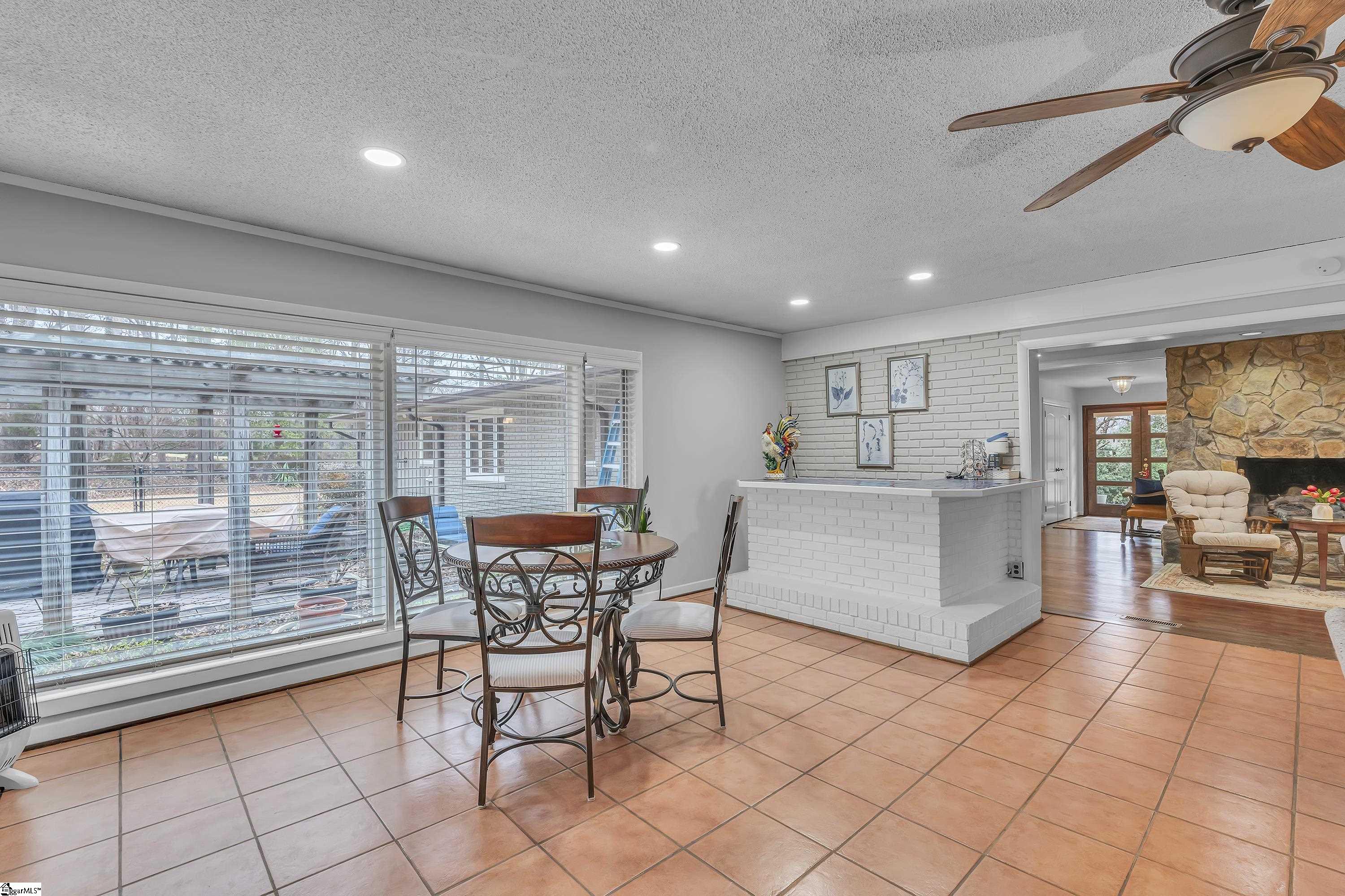 1004 Seven Springs Road Spartanburg, SC 29307 - Photo 12 of 34 Gallery Image 12