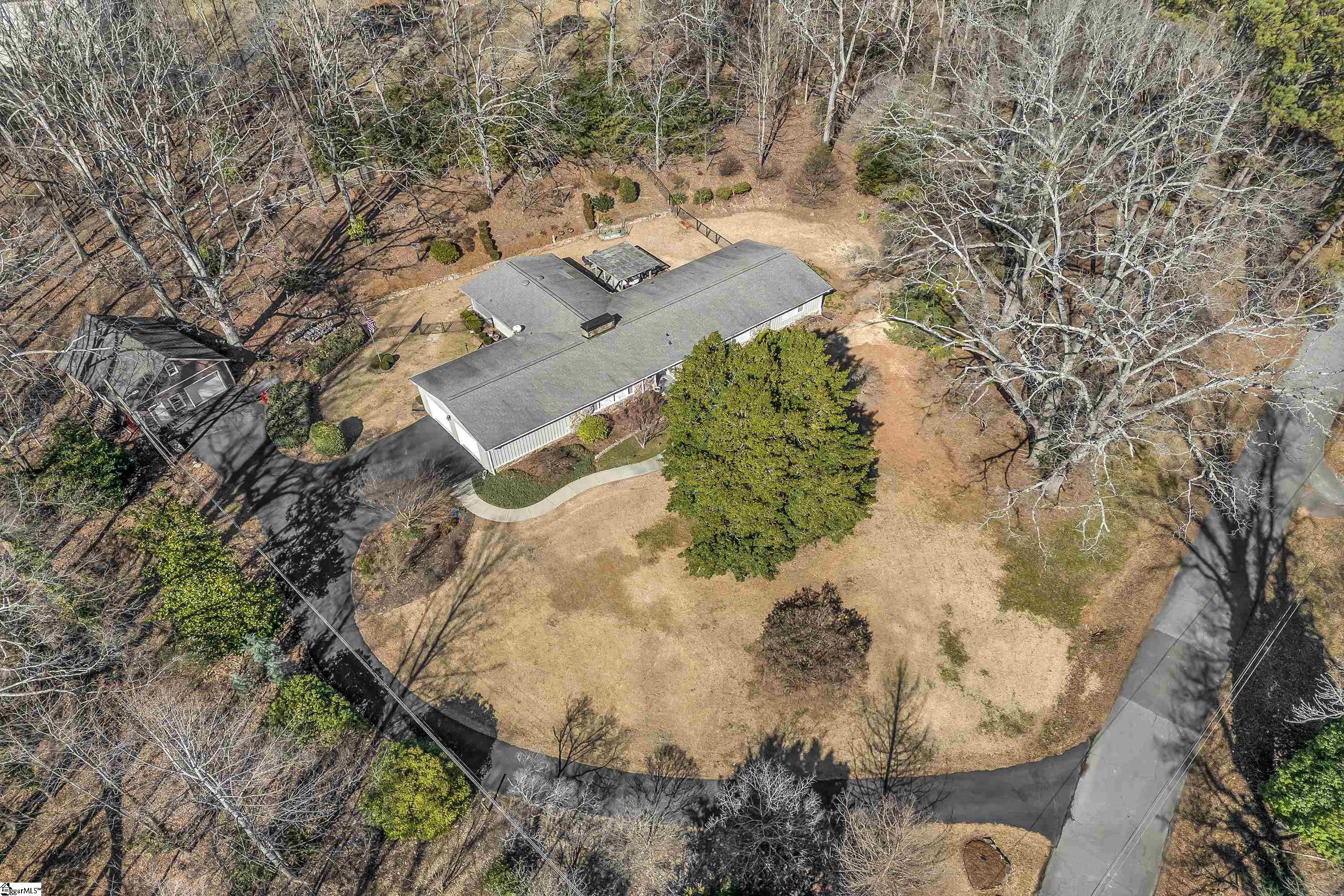 1004 Seven Springs Road Spartanburg, SC 29307 - Photo 2 of 34 Gallery Image 2