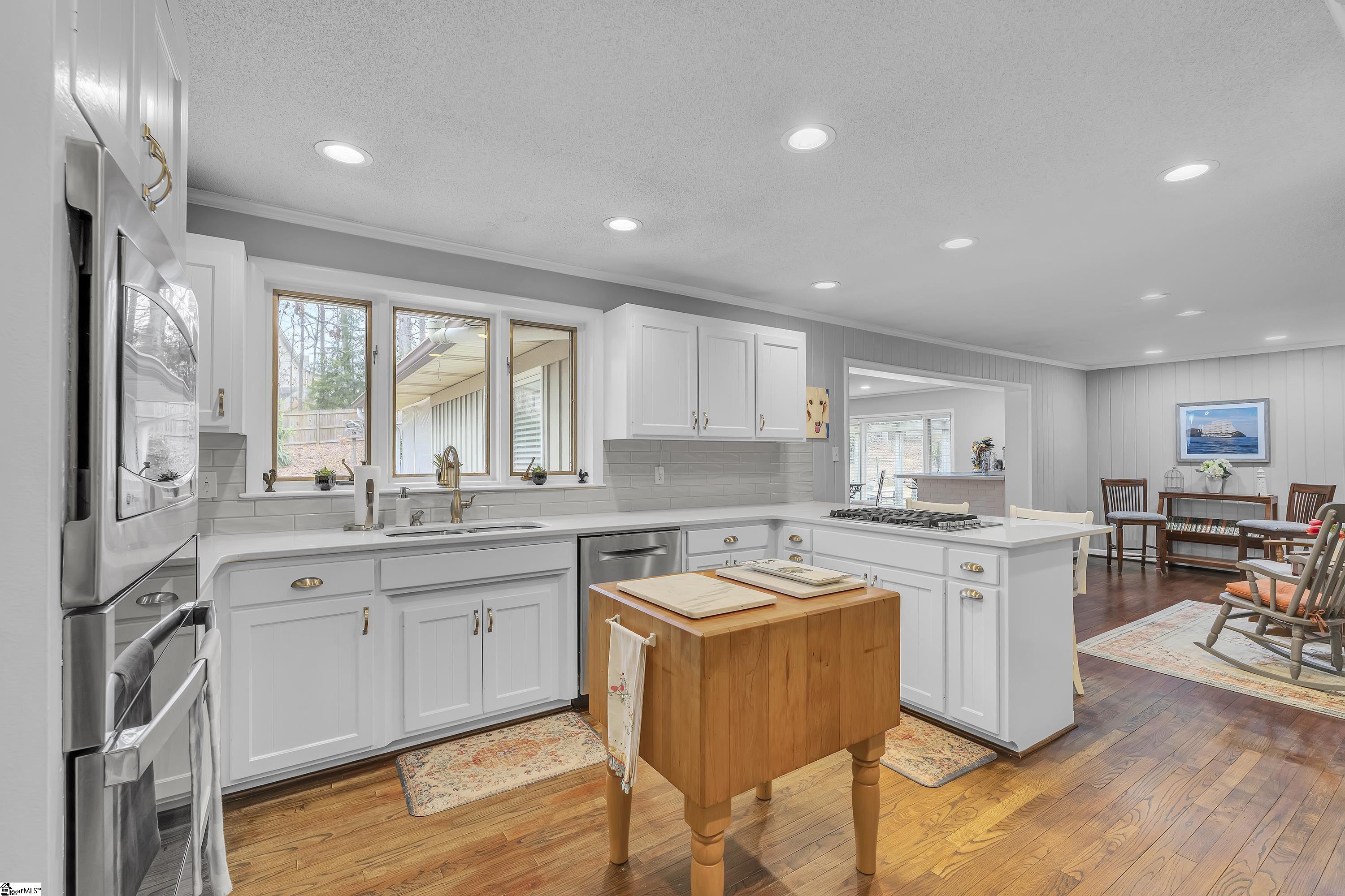 1004 Seven Springs Road Spartanburg, SC 29307 - Photo 6 of 34 Gallery Image 6