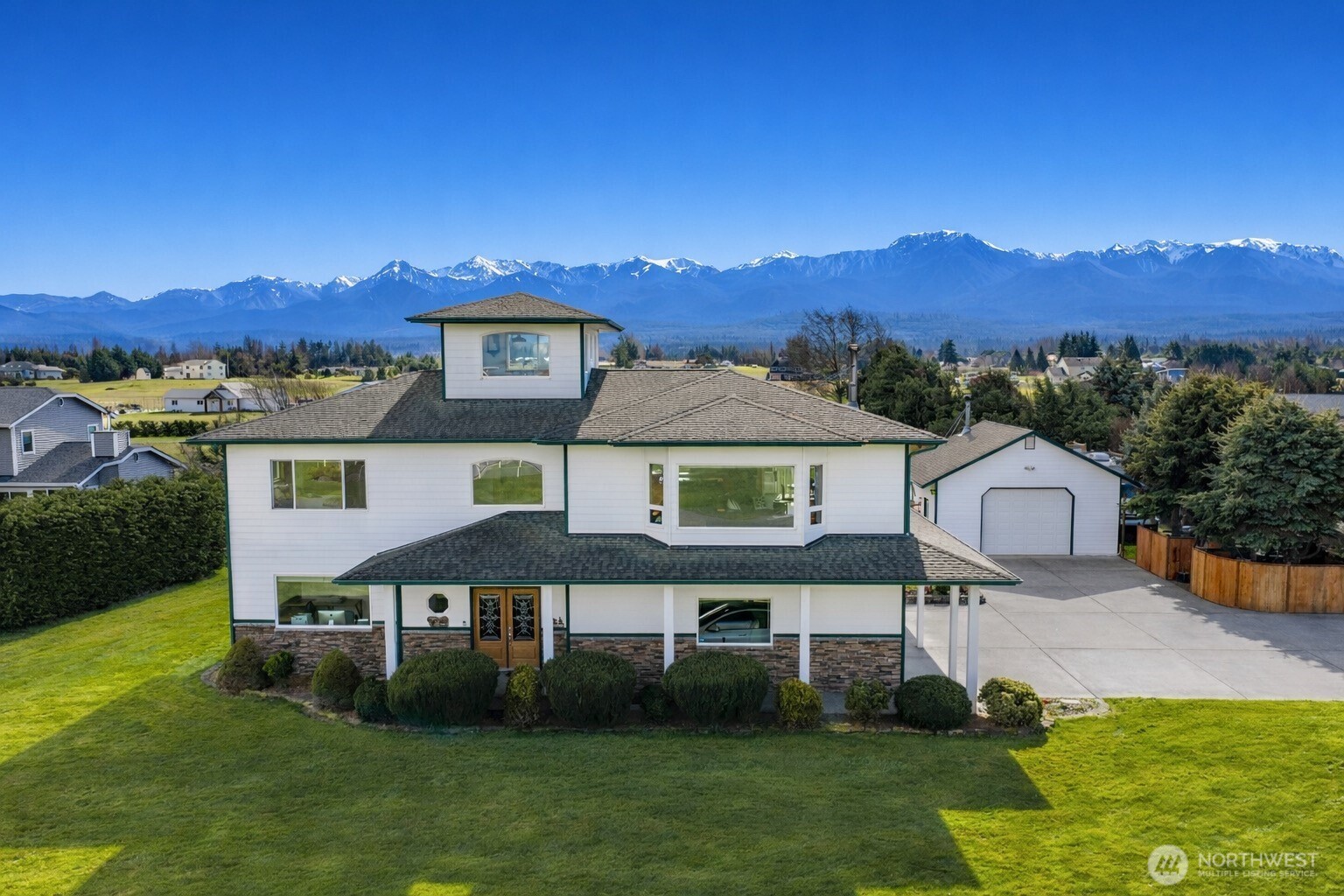 411 Greywolf Road Sequim, WA 98382 - Photo 2 of 40