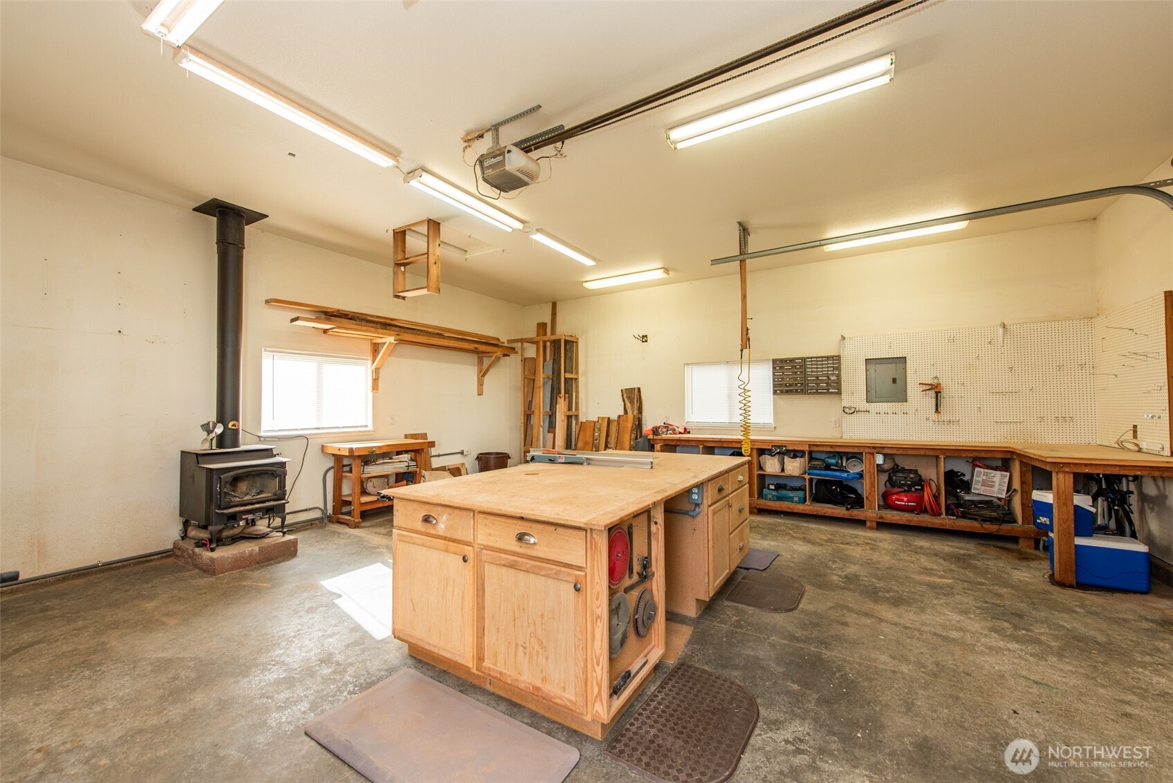 411 Greywolf Road Sequim, WA 98382 - Photo 28 of 40