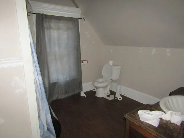 $85,000 | 72 Calais Avenue, Calais, ME 04619