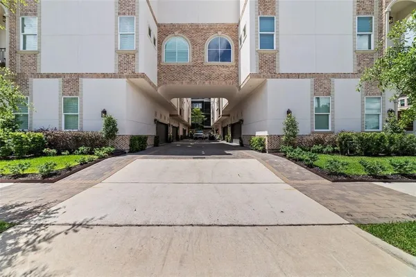 $795,000 | 710 Delano Street, Unit A, Houston, TX 77003