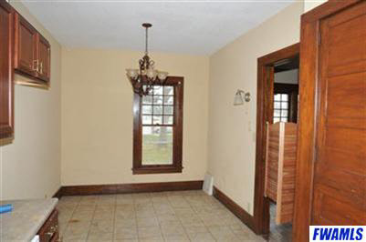 346 West Ferguson Road Fort Wayne, IN 46819 - Photo 8 of 12