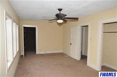 346 West Ferguson Road Fort Wayne, IN 46819 - Photo 9 of 12